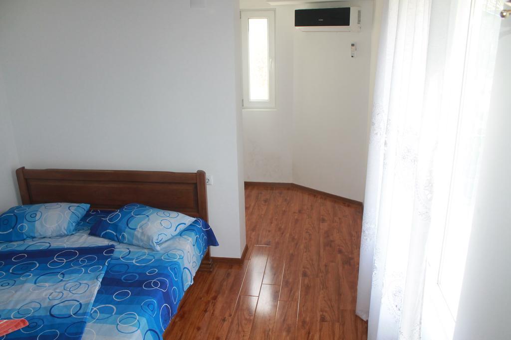Guest House Maxim ماكينجاوري المظهر الخارجي الصورة
