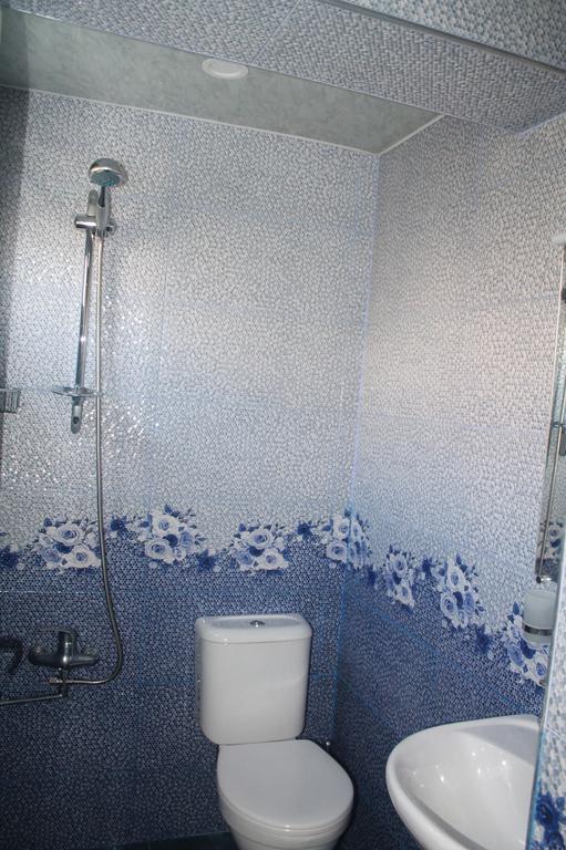 Guest House Maxim ماكينجاوري المظهر الخارجي الصورة
