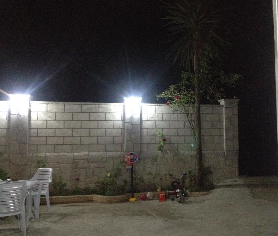 Guest House Maxim ماكينجاوري المظهر الخارجي الصورة