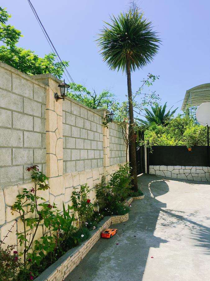 Guest House Maxim ماكينجاوري المظهر الخارجي الصورة